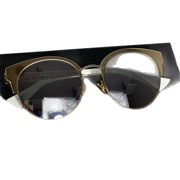 DIOR~Diorama Round Cat Eye Sunglasses - Picture 4 of 5